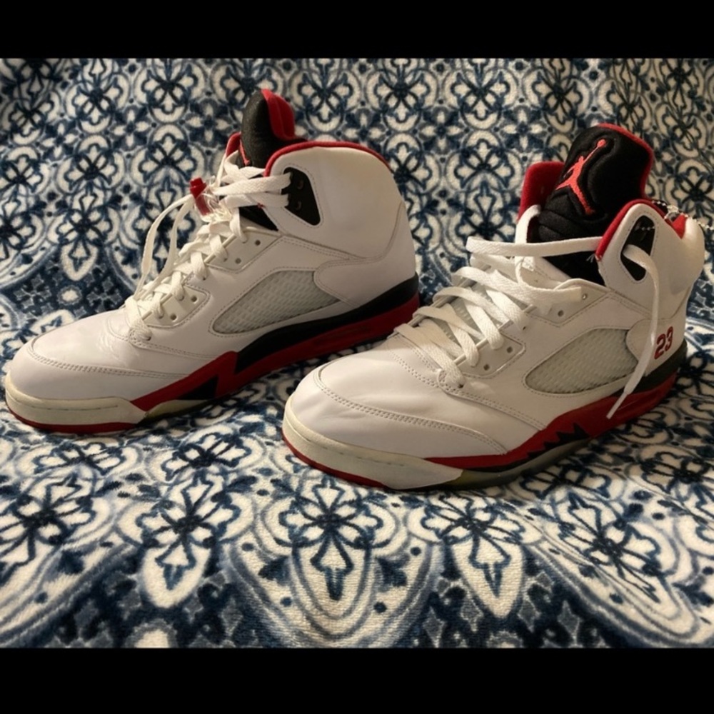 Men’s Air Jordan 23 shoes size 13